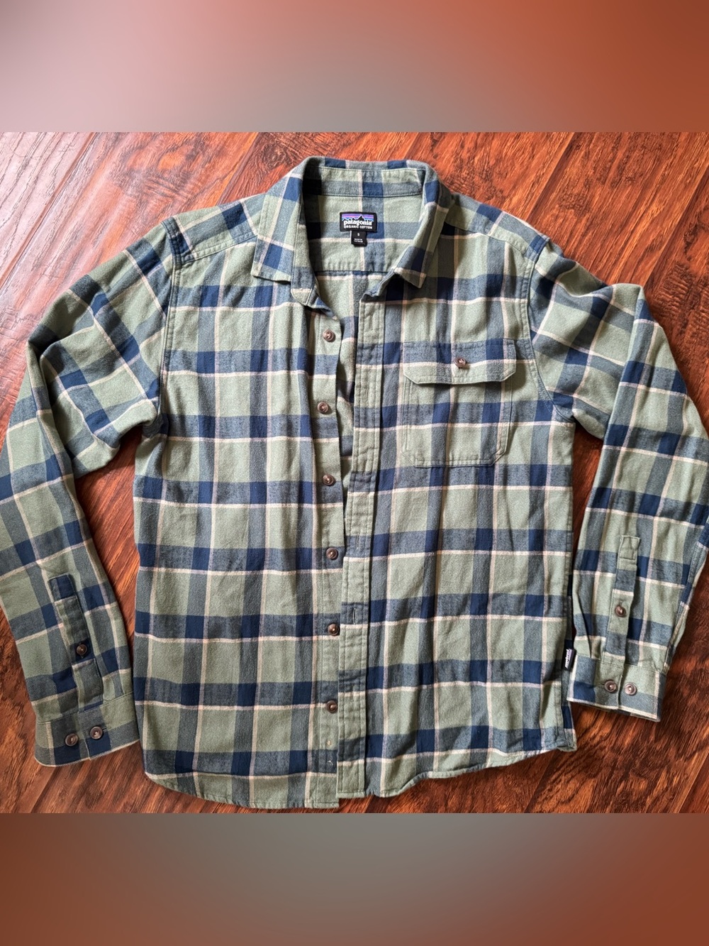 Patagonia Men's Small Long-Sleeved Organic Cotton Midweight Fjord Flannel Shirt
